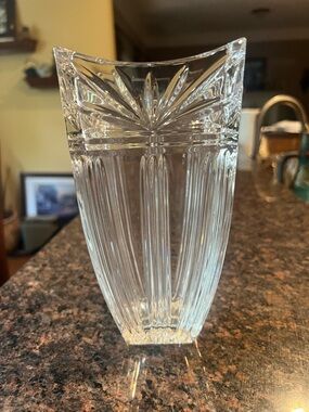 Marquis Waterford Crystal Odyssey hand cut 2004 Vase